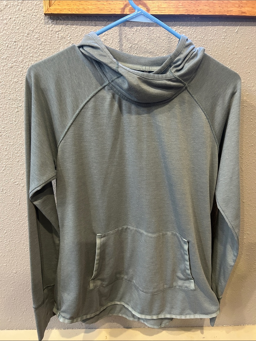 KUHL Stryde Light Olive Green Pullover Hoodie